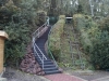 Treppe und Fahrstuhl