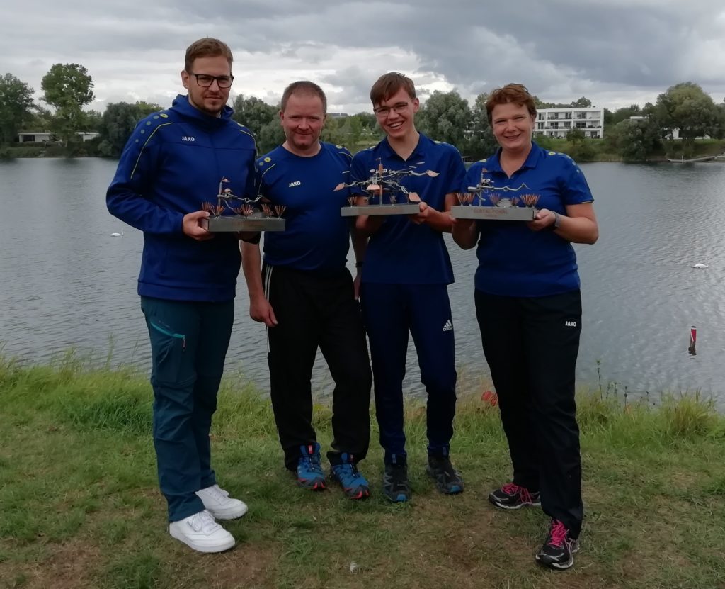 Das siegreiche Delitzscher Team mit Willi Krause sowie Dirk, Marek und Heike Preuß (von links)